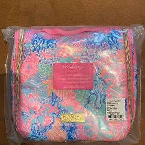 NWT Unopened GWP Travel Case